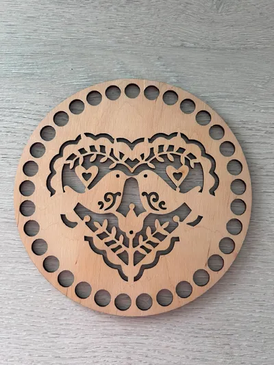 Wooden basket lid Ø15 cm – Heart II