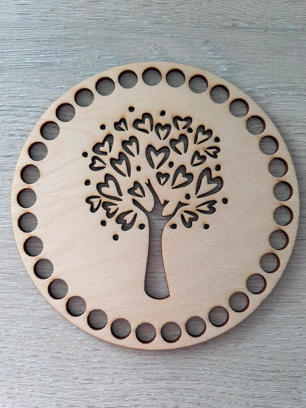 Wooden basket lid Ø15 cm – Tree of life II