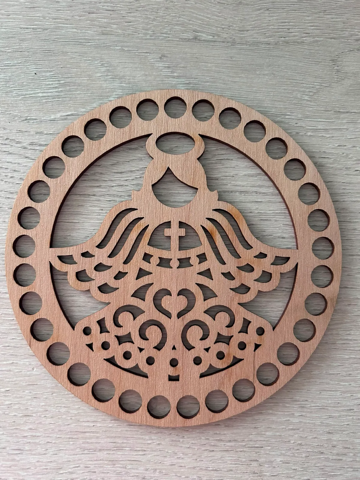 Wooden basket lid Ø15 cm – Angel
